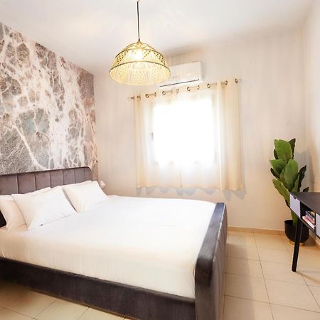 Almogim Suites Eilat Hotel (Adults Only) Exteriör bild