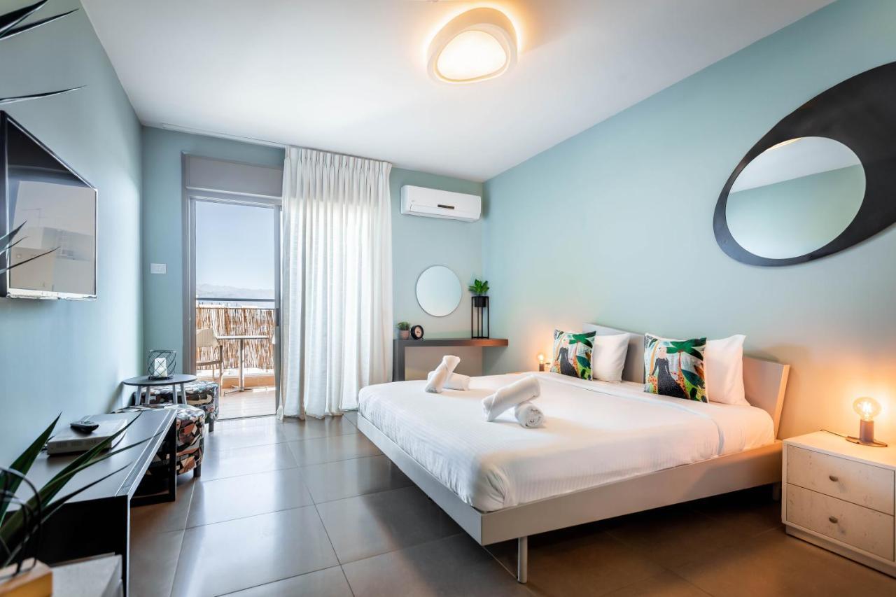 Almogim Suites Eilat Hotel (Adults Only) Exteriör bild