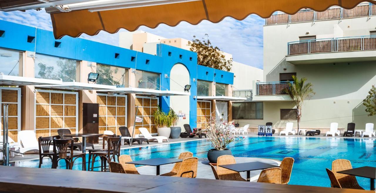 Almogim Suites Eilat Hotel (Adults Only) Exteriör bild