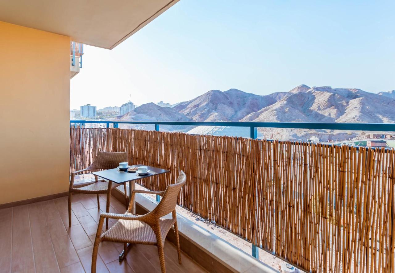 Almogim Suites Eilat Hotel (Adults Only) Exteriör bild
