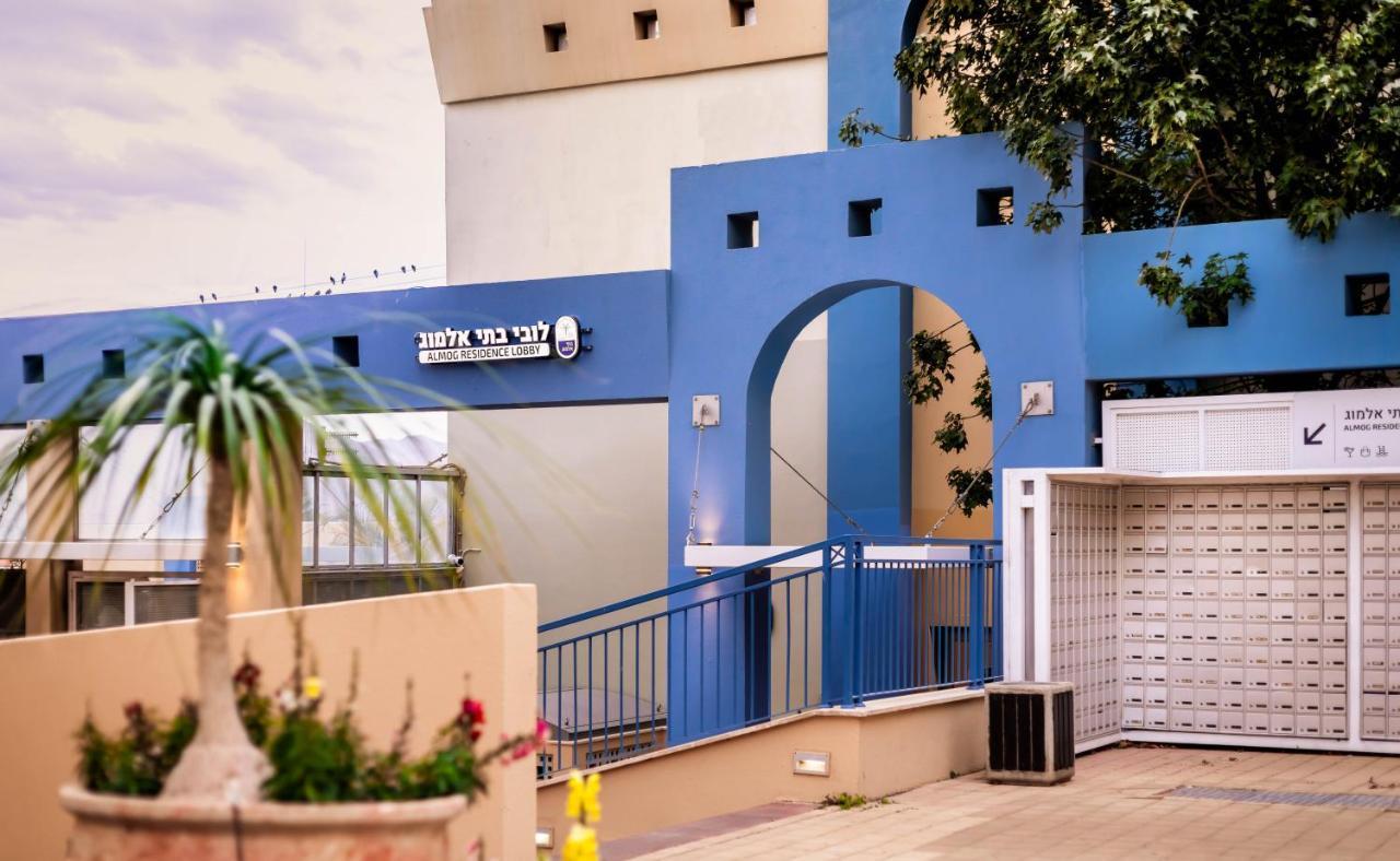 Almogim Suites Eilat Hotel (Adults Only) Exteriör bild