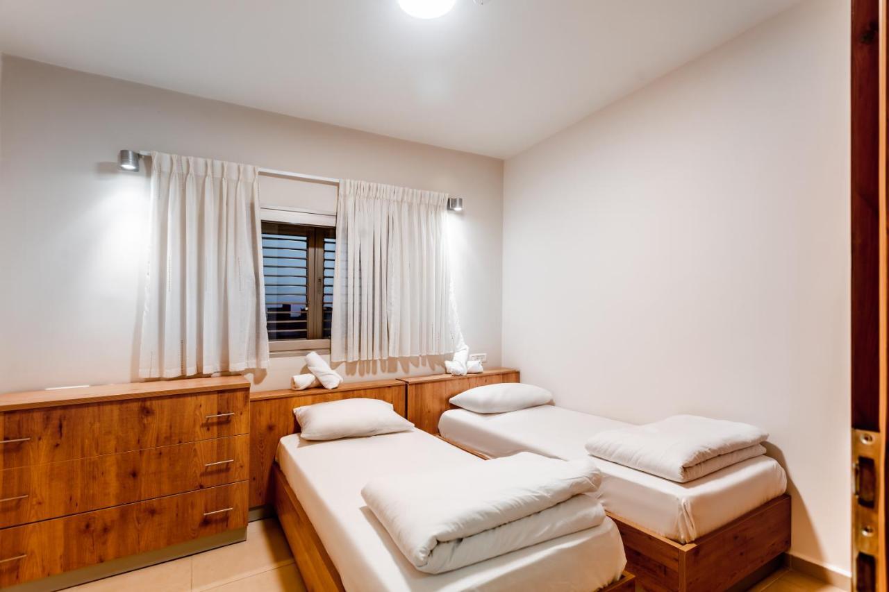 Almogim Suites Eilat Hotel (Adults Only) Exteriör bild