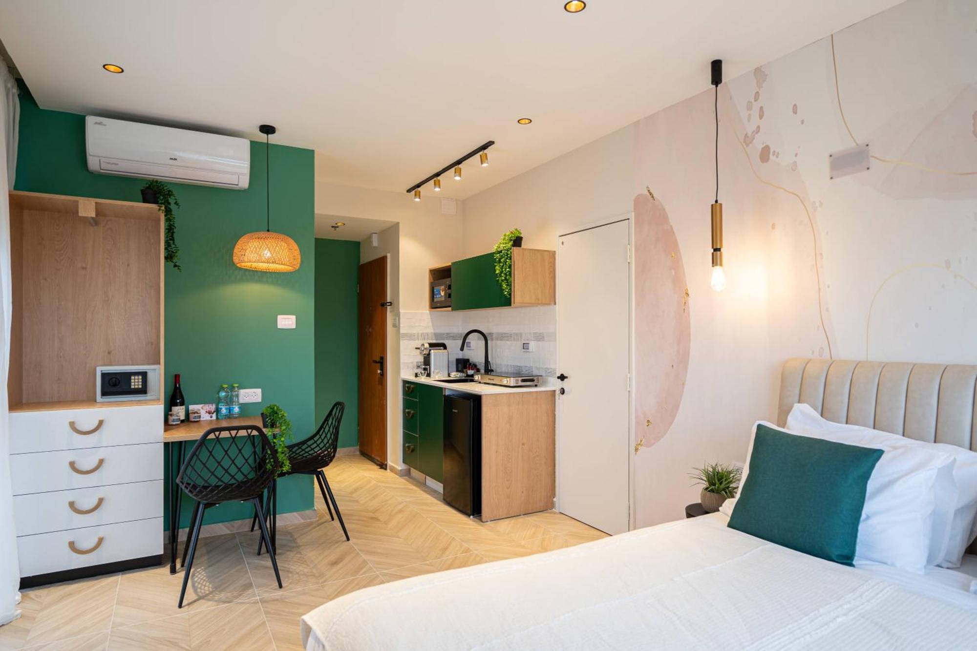 Almogim Suites Eilat Hotel (Adults Only) Exteriör bild