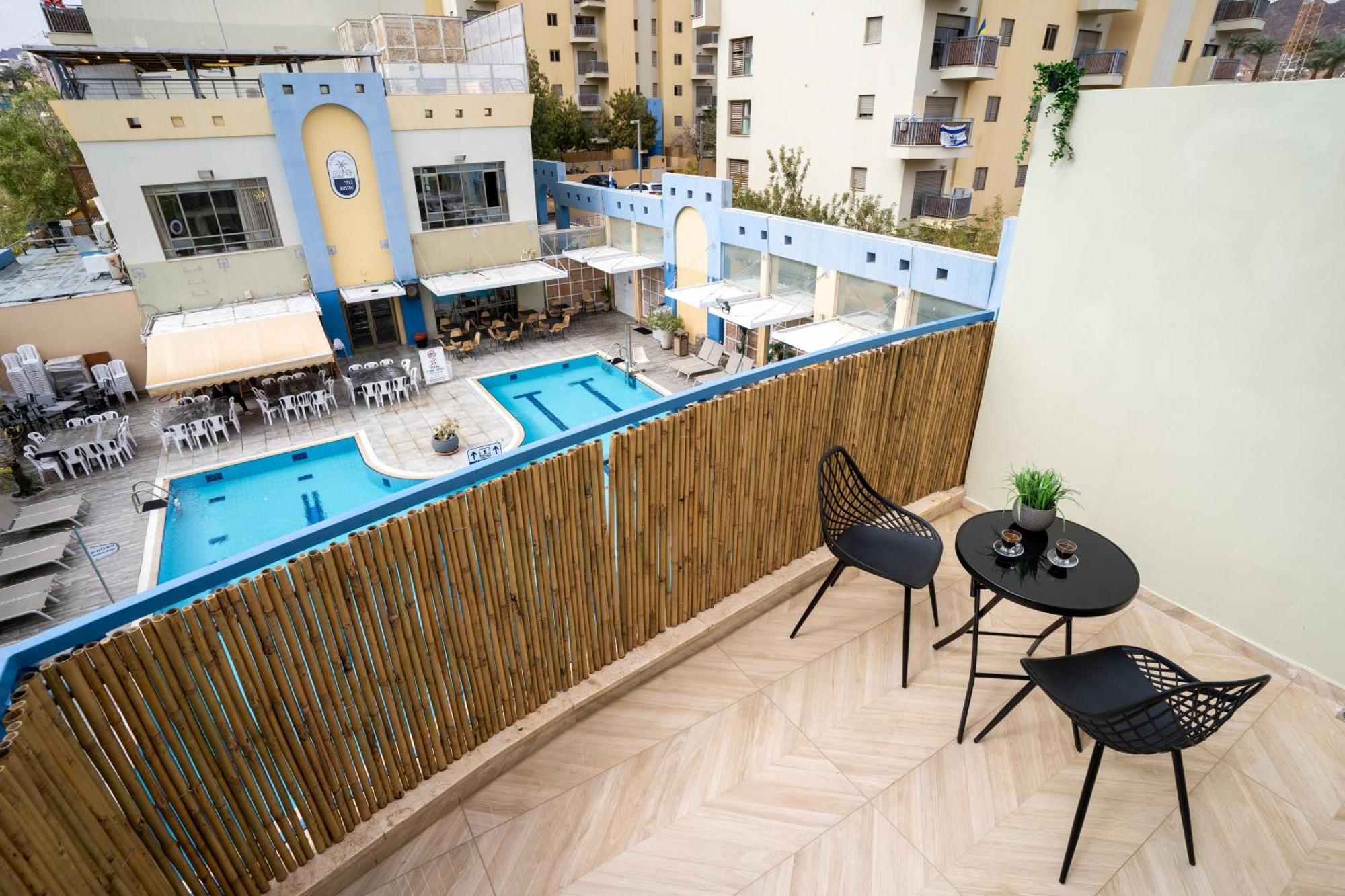 Almogim Suites Eilat Hotel (Adults Only) Exteriör bild