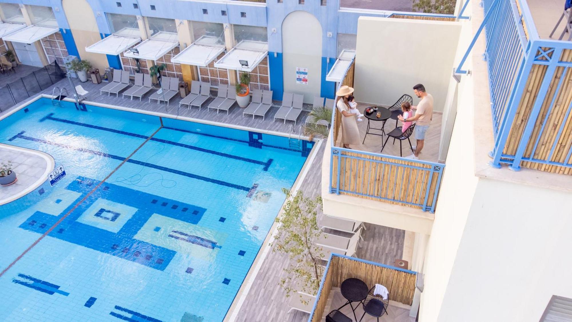 Almogim Suites Eilat Hotel (Adults Only) Exteriör bild